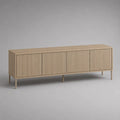 Rechteckiges Sideboard mit 4 Türen und geriffelten Fronten aus MDF mit Eichenfurnier, Natureiche und Beige, 180 × 40 × 75 cm